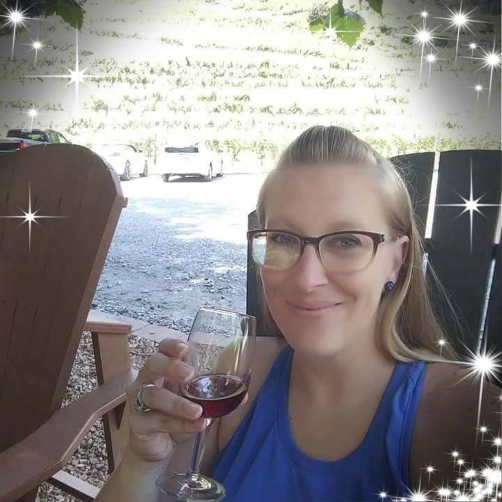 Meet your Posher, Brooke